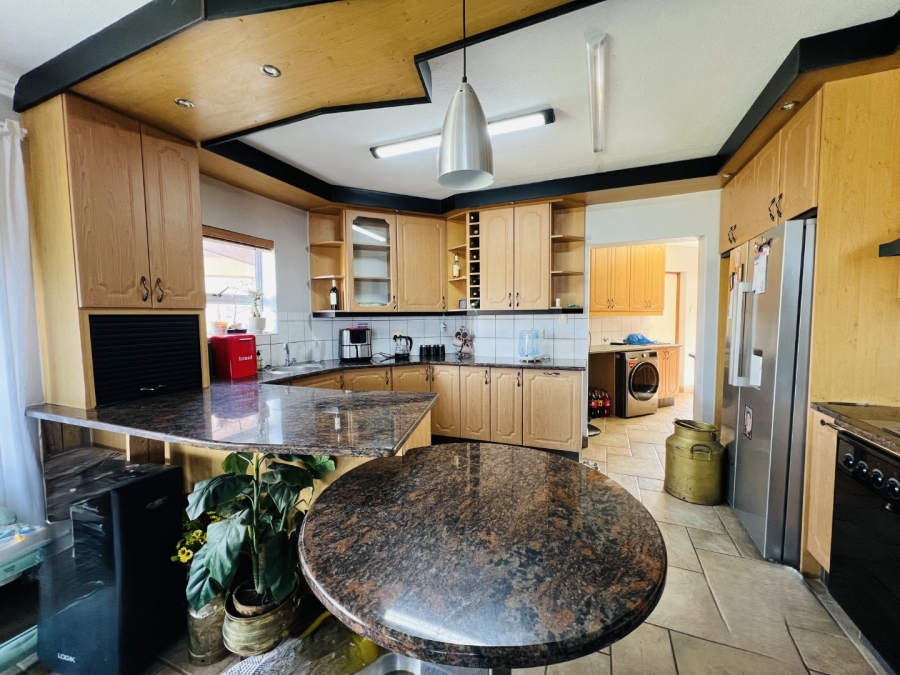 3 Bedroom Property for Sale in Island View Western Cape